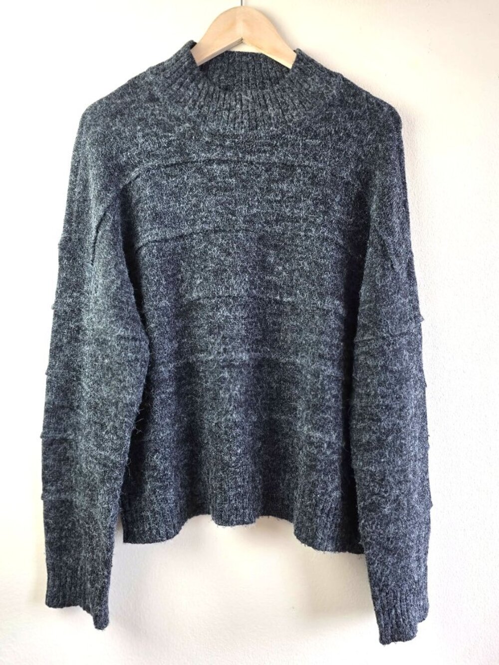 Vero Moda Mock Neck Sweater Textured Grey Size L Modern Minimalist